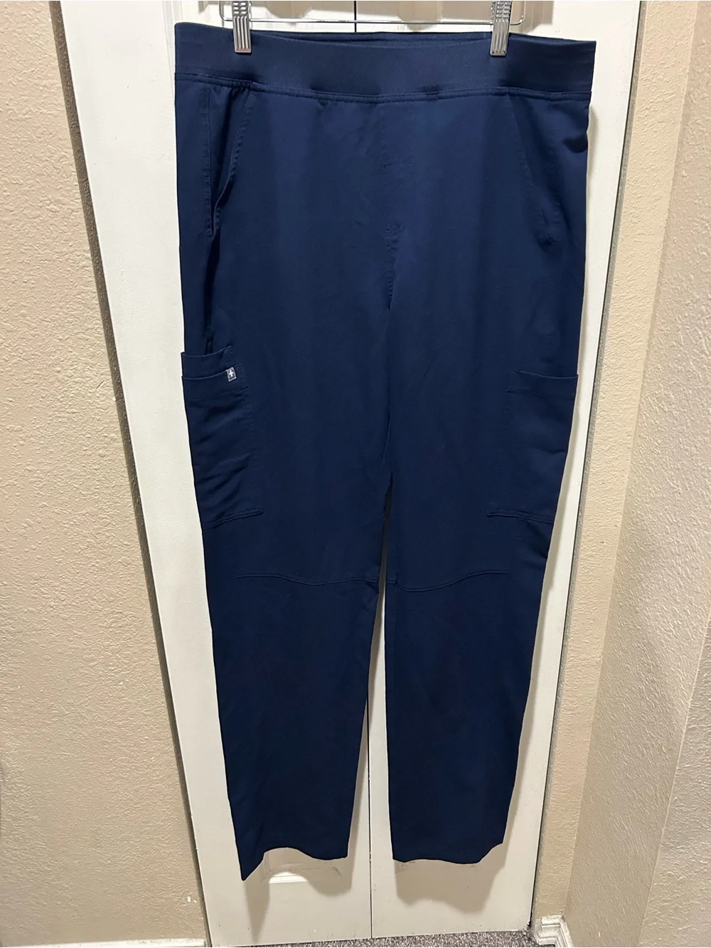 Figs Axim Men’s Straight-Leg Scrub Pants Navy , size Large Tall